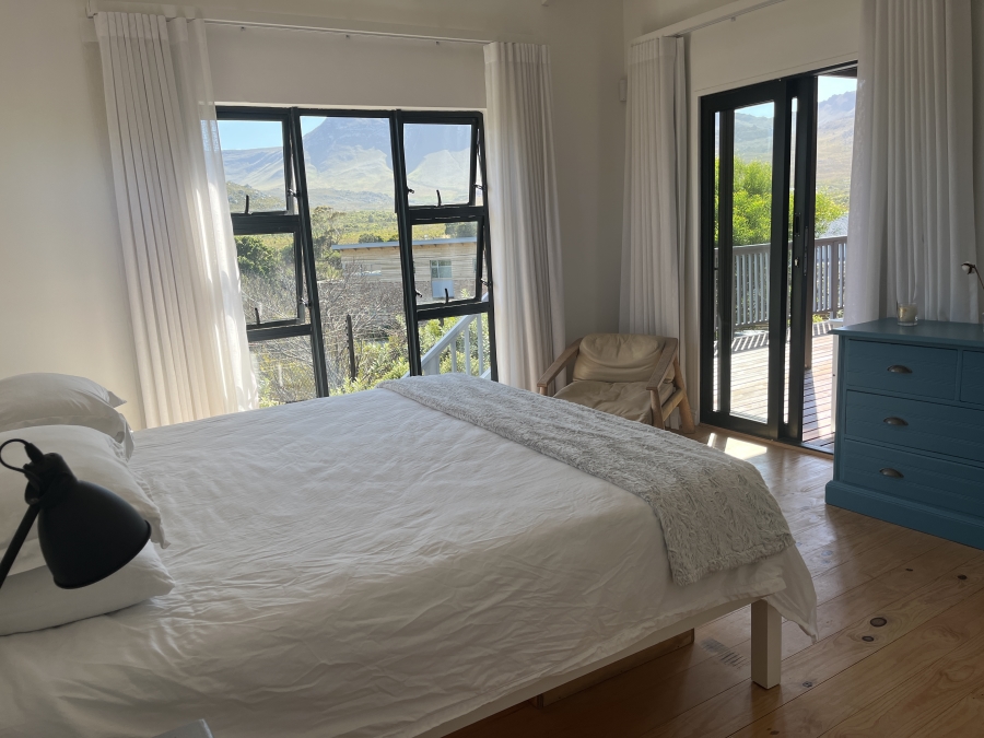 To Let 3 Bedroom Property for Rent in Pringle Bay Western Cape